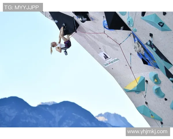 成都攀岩队在世界攀岩锦标赛中以53分稳居积分榜首位